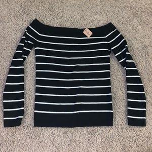 Women’s sweater